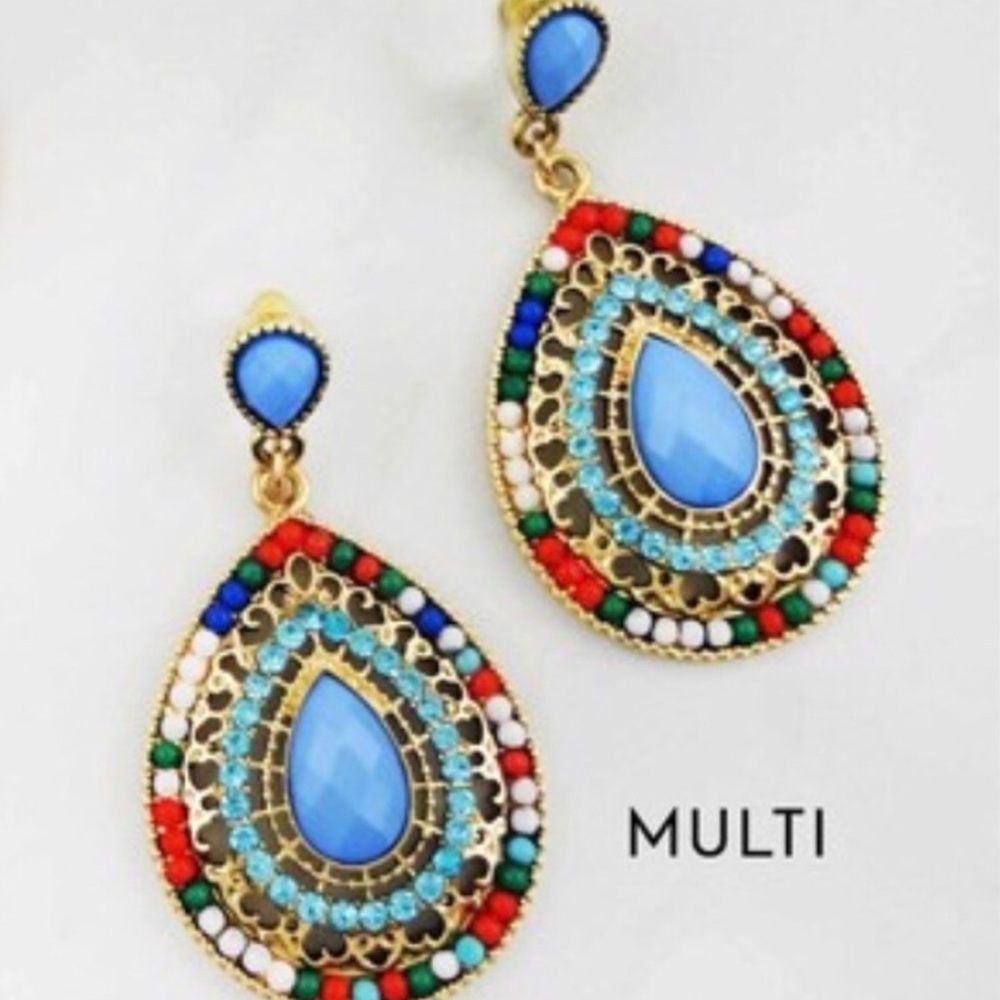 Tear Drop Rhinestone Earrings - Picture 2 of 3